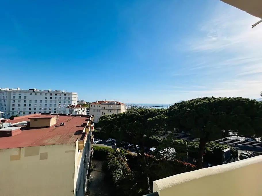 Cannes Appartement A 300 M Des Plages France